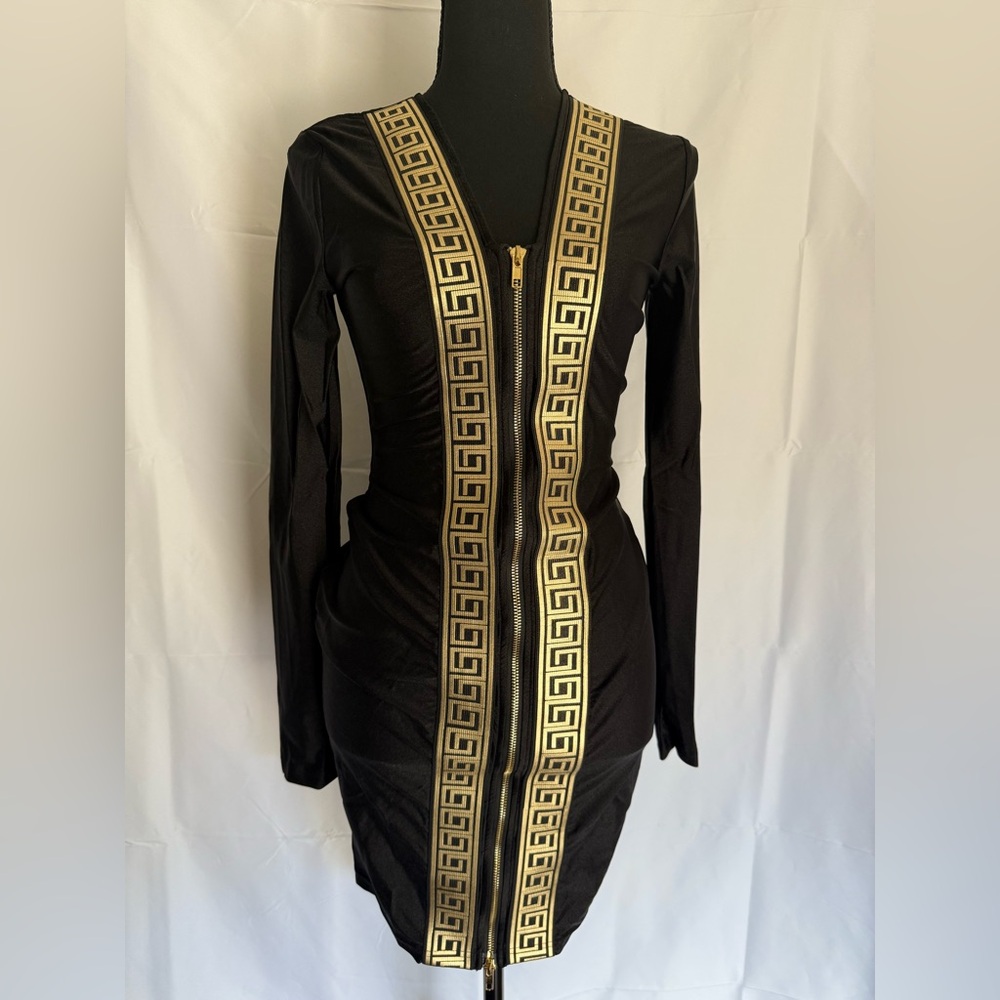 Chic Black and Gold Long Sleeve Dress S size